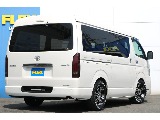 後方にもクリアランスソナー付き＆デジタルインナーミラーのカメラも付いてます♪
