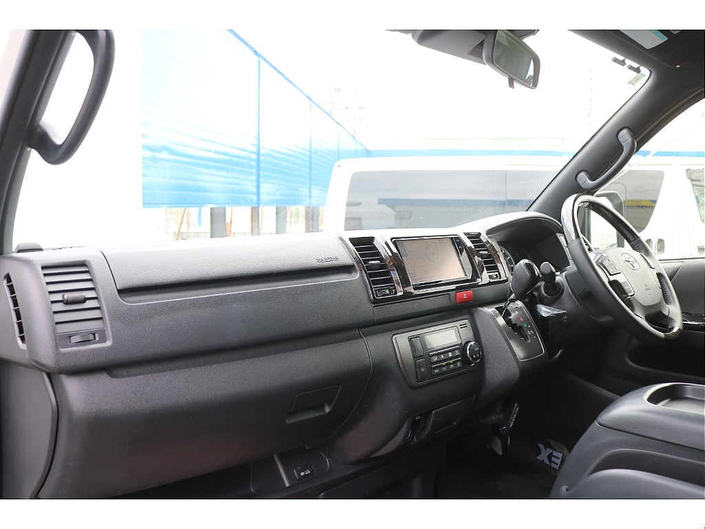 特別仕様車ダークプライムⅡ専用内装☆★マホガニーパネル高級感があります♪