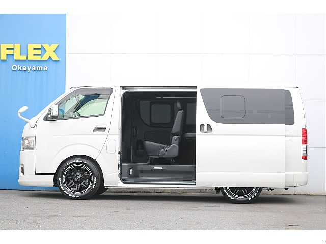 他車種と比べ広く設計されたスライドドアは乗り降りも快適に行って頂けます♪
