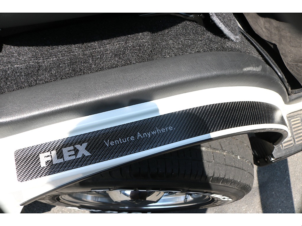 FLEXスカッフガード付き♪
