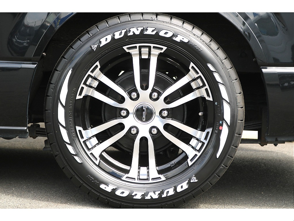 ダンロップ　W01タイヤ×FLEX　DELF02　17インチAWをインストール♪