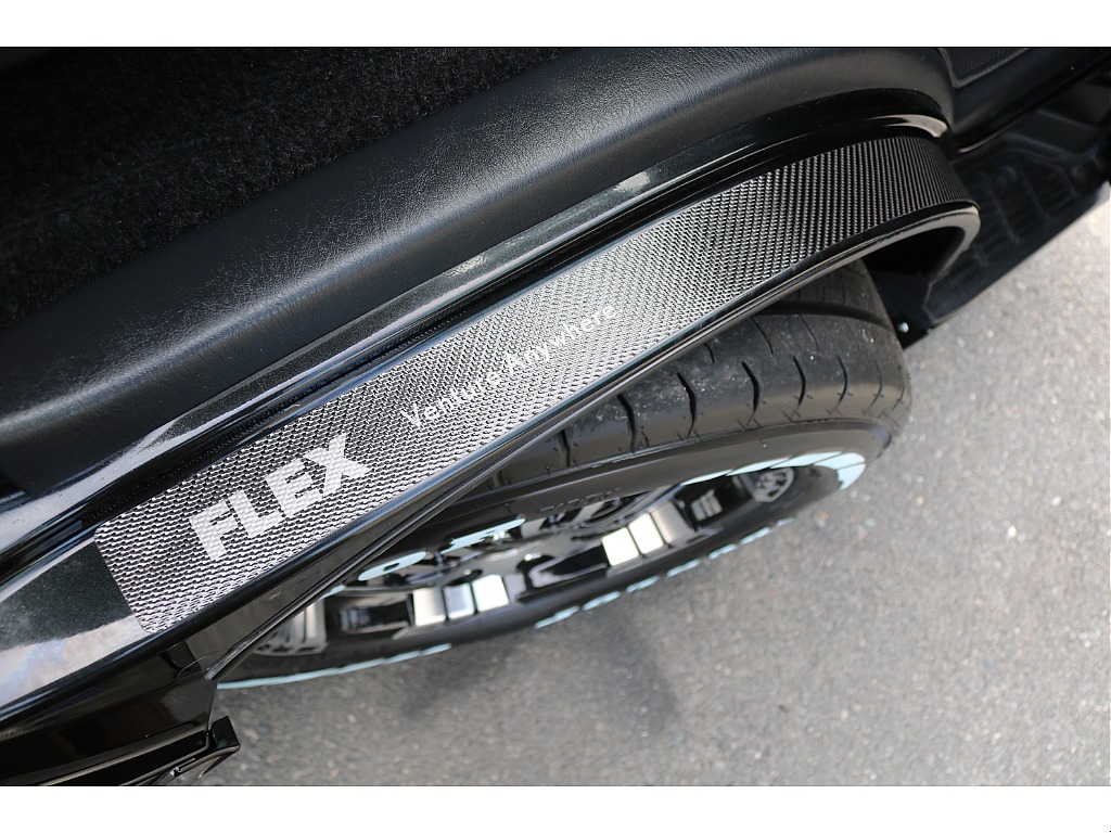 FLEX　スカッフガード付き♪
