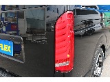 カッコイイデザインのテールランプ♪