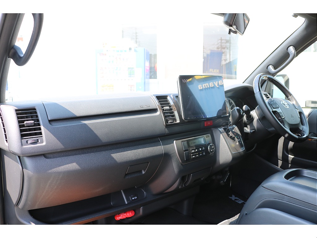 特別仕様車ダークプライムⅡ専用内装☆★マホガニーパネル高級感があります♪