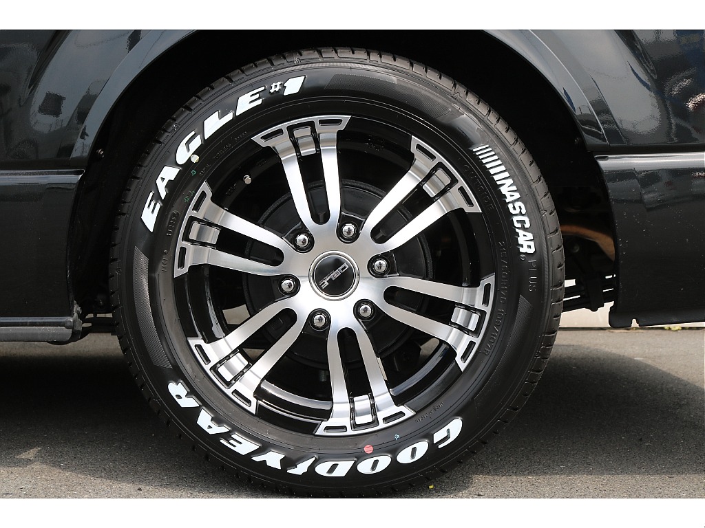 グッドイヤーナスカータイヤ×FLEX　DELF02　17インチAWをインストール♪