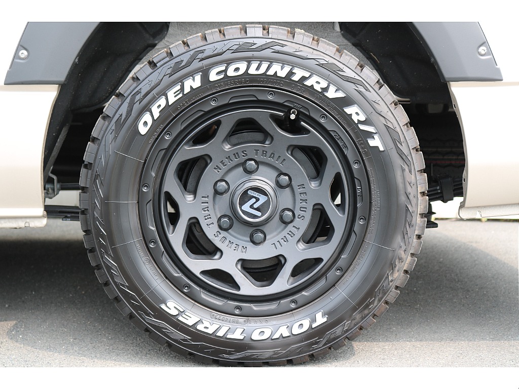 TOYOオープンカントリータイヤ×FLEXネクサストレイル16インチAWをインストール♪