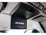アルパイン　10インチフリップモニターも完備♪