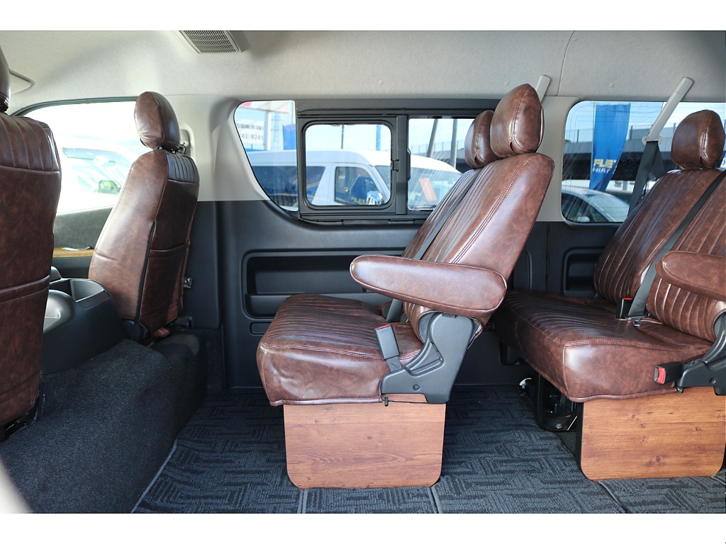 【R3年式/3ナンバー/ガソリン2WD】Renoca角目4灯★アーバンカーキ★ブラックエディション★他＊＊全国ご納車OK＊＊