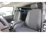 特別仕様車ダークプライム専用シート☆★FLEXオリジナルシートカバーをつけることも可能です♪