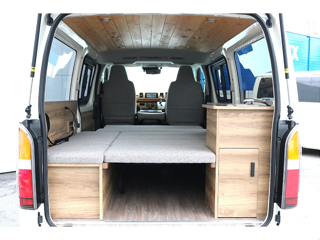 【新車/WoodVillage内装架装/８ナンバー/ディーゼル4WD】オシャレなウッド内装♪サブバッテリー/インバーター/走行充電