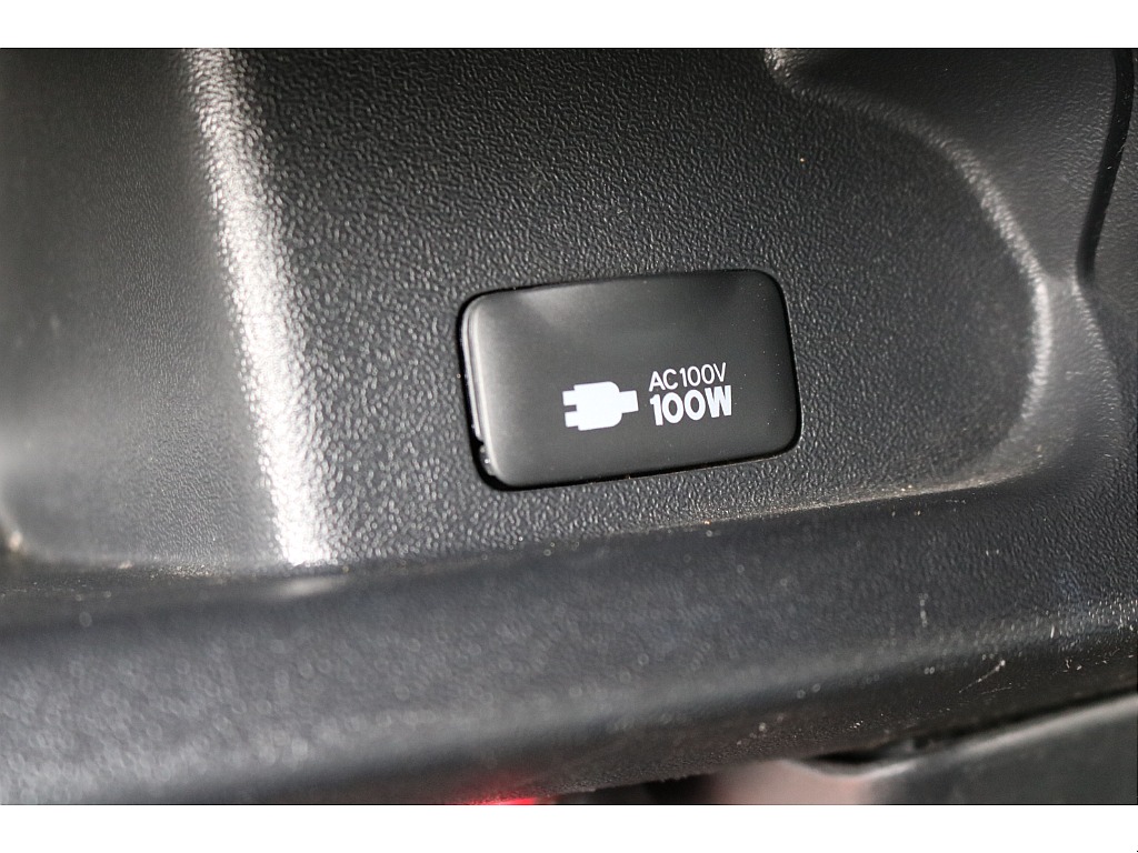 【H26年式/3ナンバー/4型/ガソリン4WD】ノーマルレイアウト★大画面ナビ★バッドフェイス＊＊全国ご納車OK