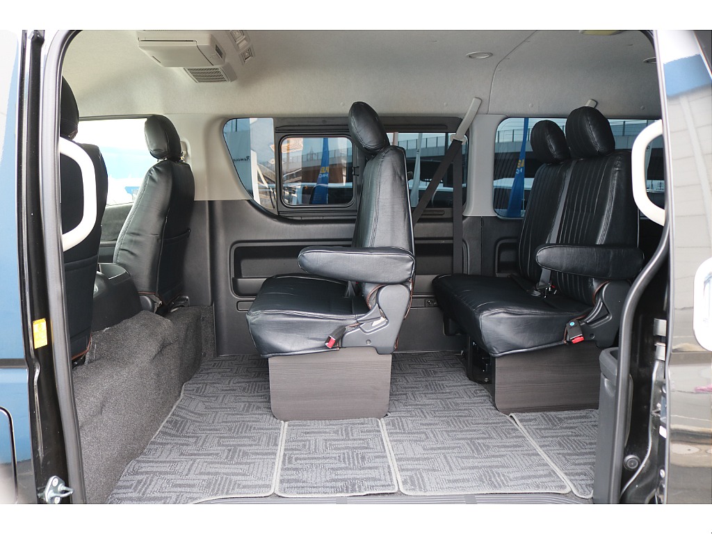 【H26年式/3ナンバー/4型/ガソリン4WD】ノーマルレイアウト★大画面ナビ★バッドフェイス＊＊全国ご納車OK