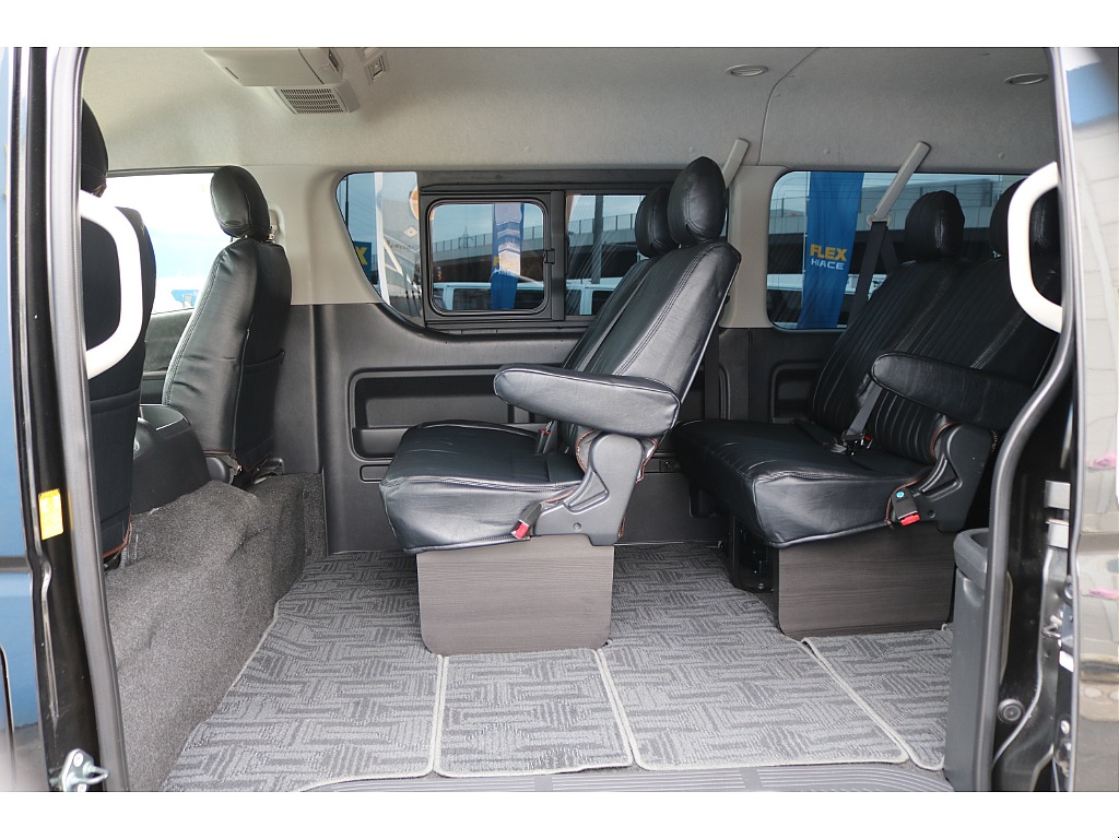 【H26年式/3ナンバー/4型/ガソリン4WD】ノーマルレイアウト★大画面ナビ★バッドフェイス＊＊全国ご納車OK