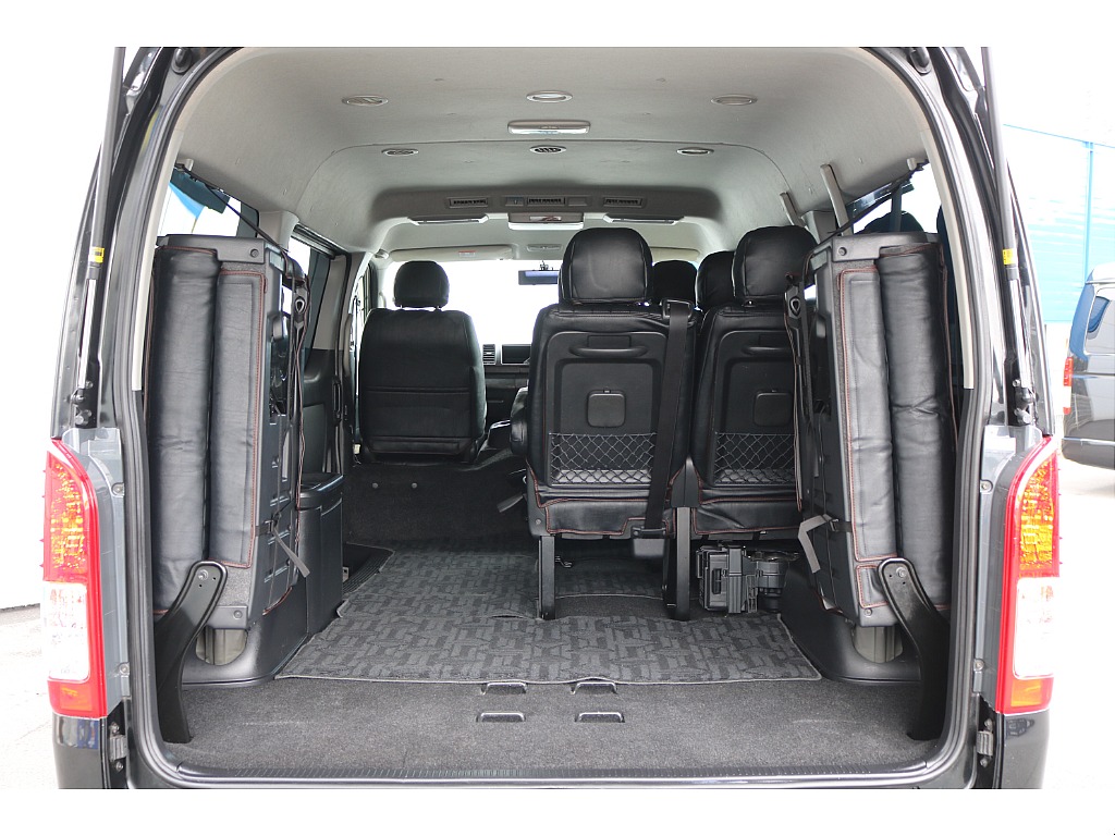 【H26年式/3ナンバー/4型/ガソリン4WD】ノーマルレイアウト★大画面ナビ★バッドフェイス＊＊全国ご納車OK