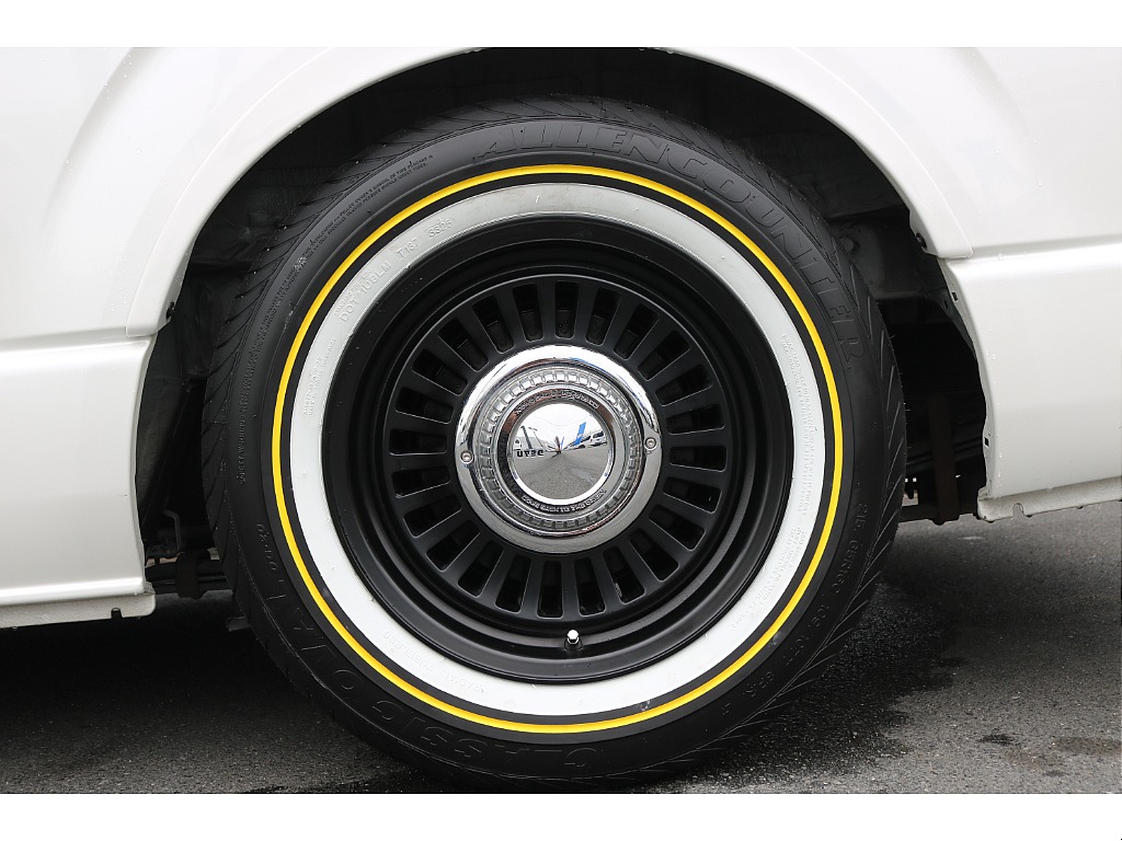 【R2年式/４ナンバー/ディーゼル2WD】★フルセグナビ★ローダウン★ベッドキット★他＊＊全国ご納車OK＊＊