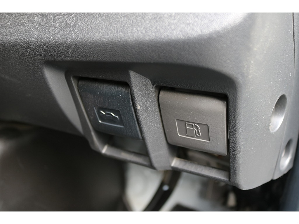 【H27年式/3ナンバー/4型/ガソリン2WD】新品タイヤホイール★ローダウン＊＊最短ご納車OK