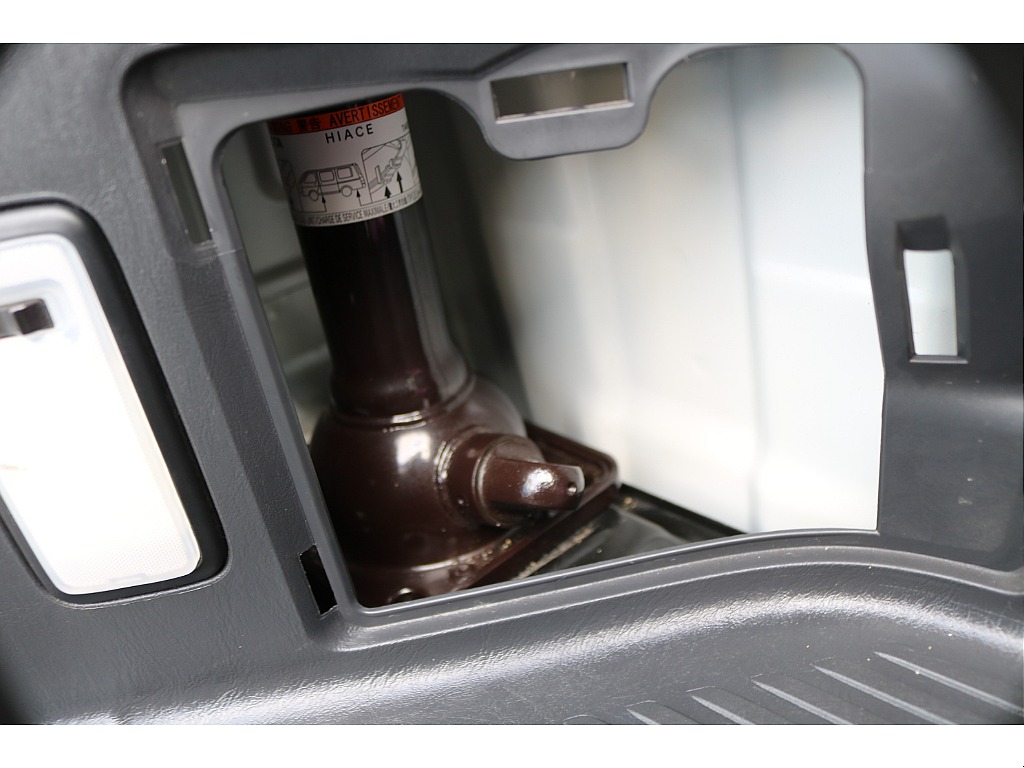 【H27年式/3ナンバー/4型/ガソリン2WD】新品タイヤホイール★ローダウン＊＊最短ご納車OK