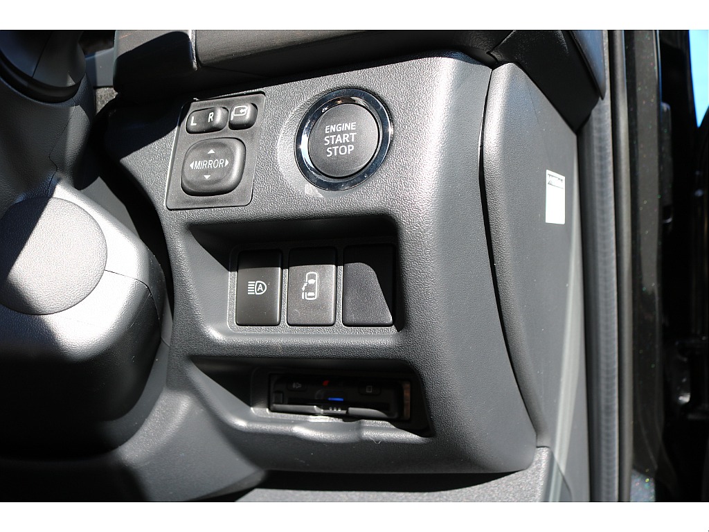 【新車/ワゴンGL/ガソリン2WD】ノーマルレイアウト★ベッドマット★後席モニター他★＊＊全国ご納車可能＊＊