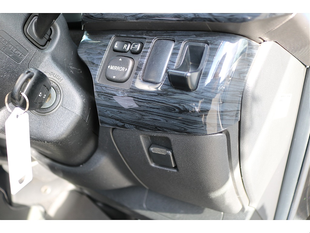 【H25年式/3型/ディーゼル2WD】★1ナンバー★ツインナビ★ベッドキット★＊＊最短ご納車2週間～＊＊