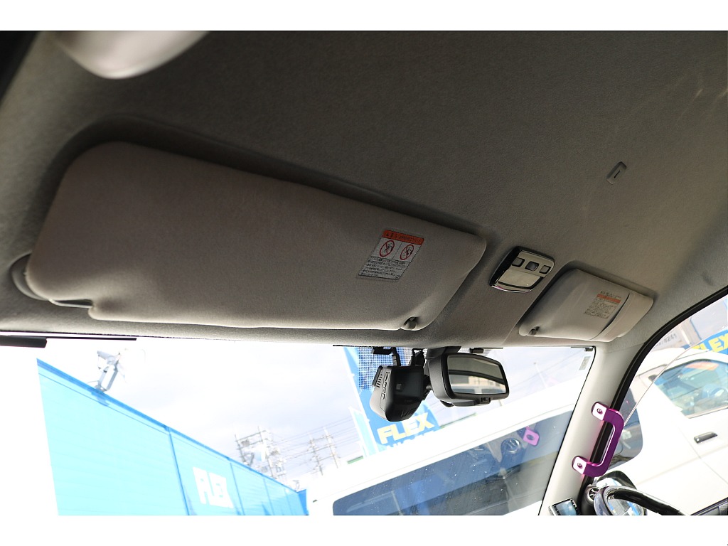 【H25年式/3型/ディーゼル2WD】★1ナンバー★ツインナビ★ベッドキット★＊＊最短ご納車2週間～＊＊