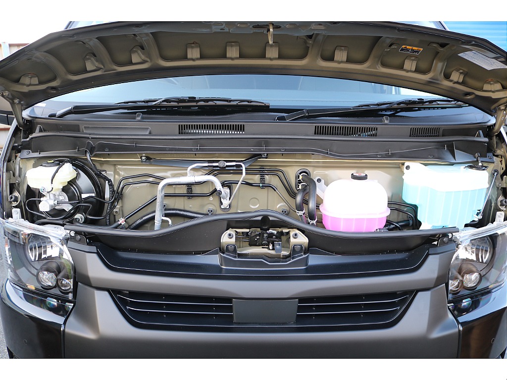 ボンネットオープン♪