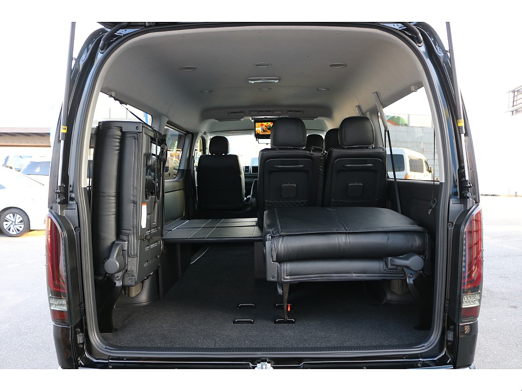 必要に応じて片側のみ跳ね上げも可能♪