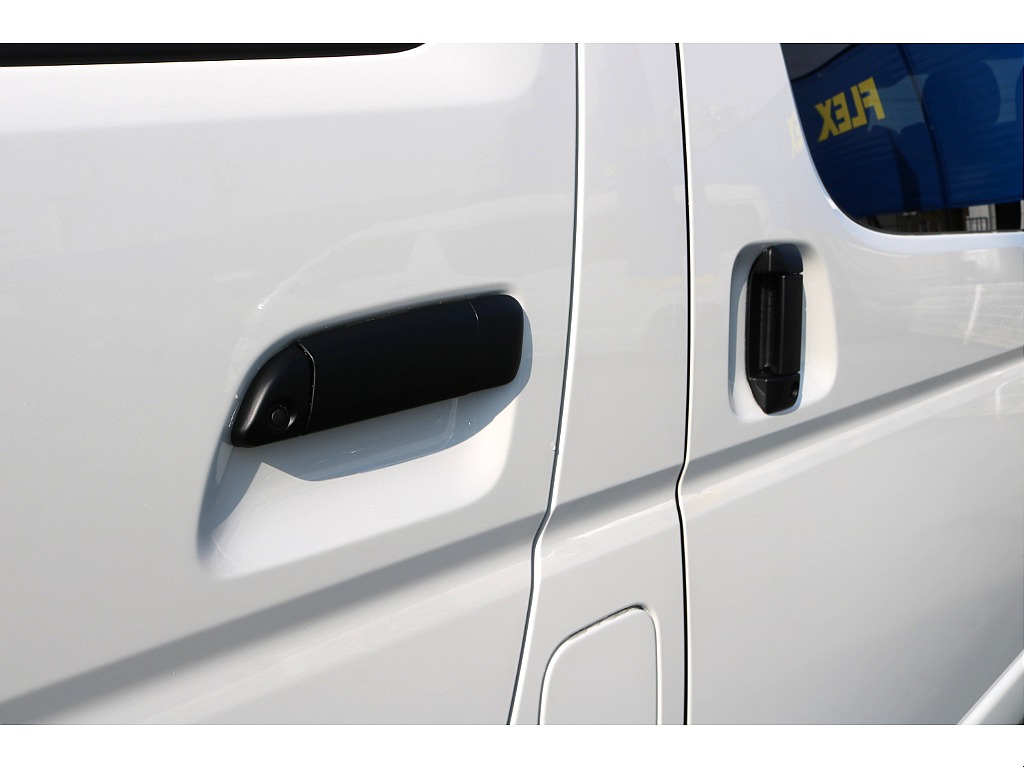 【新車/ワゴンGL/ガソリン4WD】ベッドマット★ブラックエディション施工他★＊＊全国ご納車可能＊＊