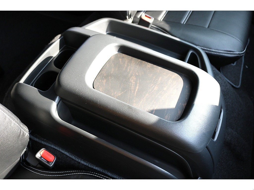 【新車/ワゴンGL/ガソリン4WD】ベッドマット★ブラックエディション施工他★＊＊全国ご納車可能＊＊