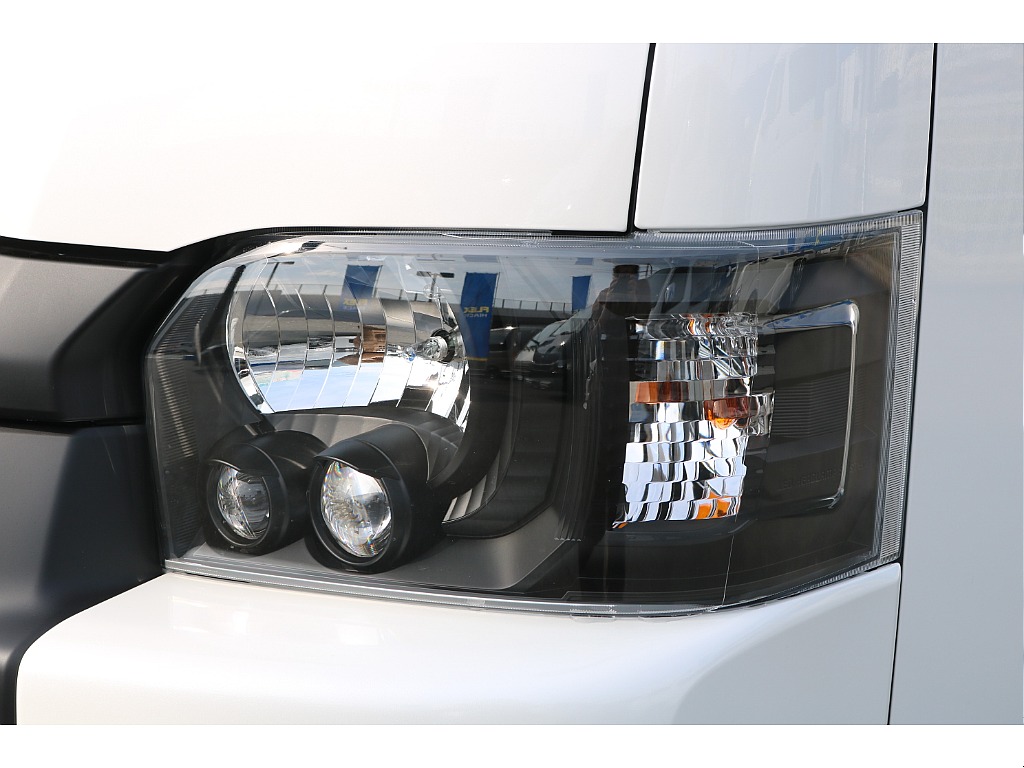 【新車/ワゴンGL/ガソリン4WD】ベッドマット★ブラックエディション施工他★＊＊全国ご納車可能＊＊