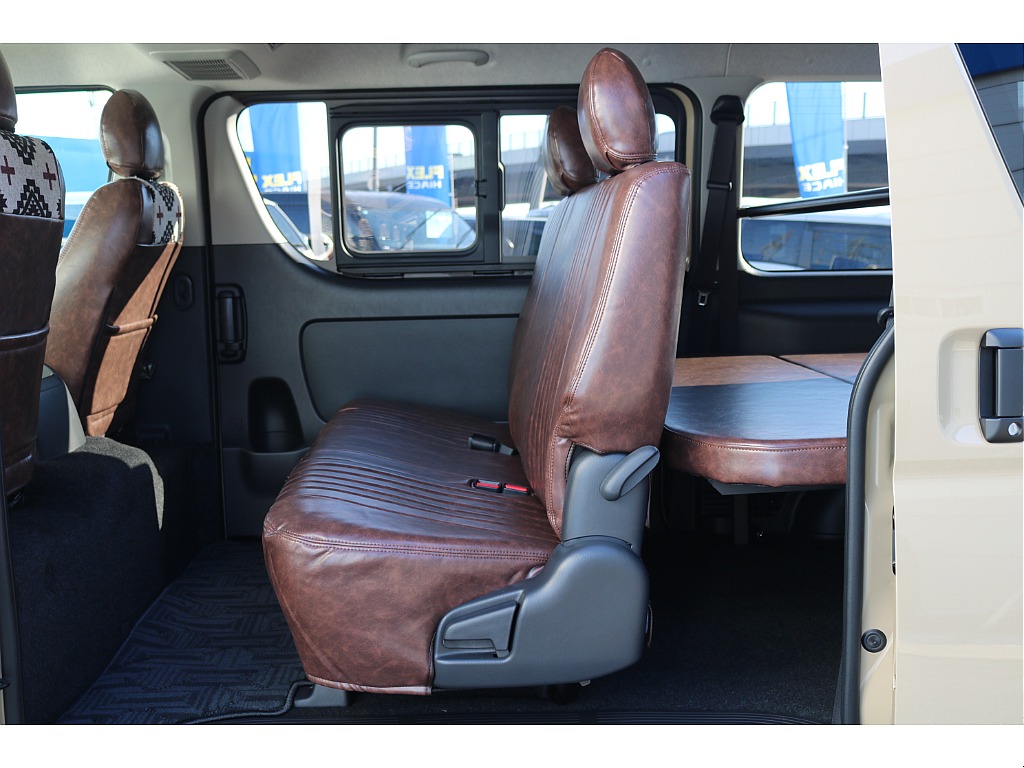 【R7年式/ベージュ/ディーゼル2WD】★ブラックエディション施工一式★他＊＊全国ご納車OK