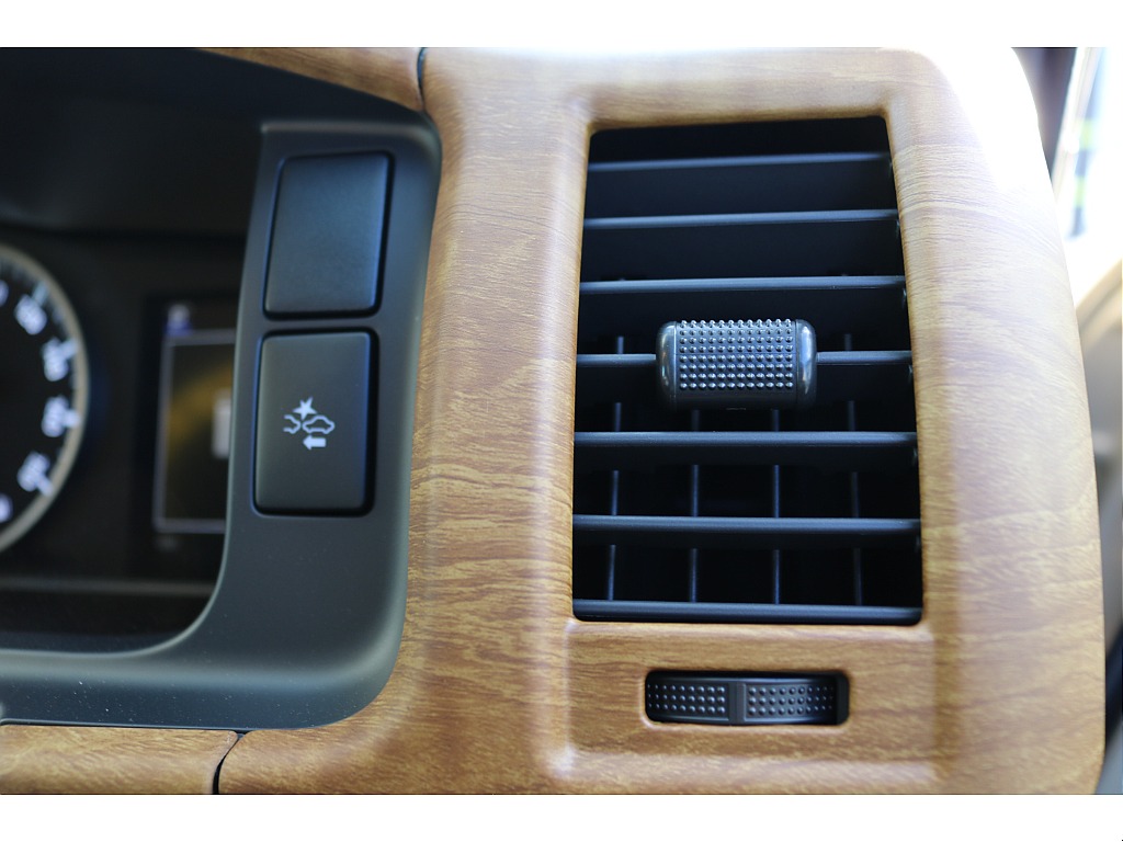 【R7年式/ベージュ/ディーゼル2WD】★ブラックエディション施工一式★他＊＊全国ご納車OK