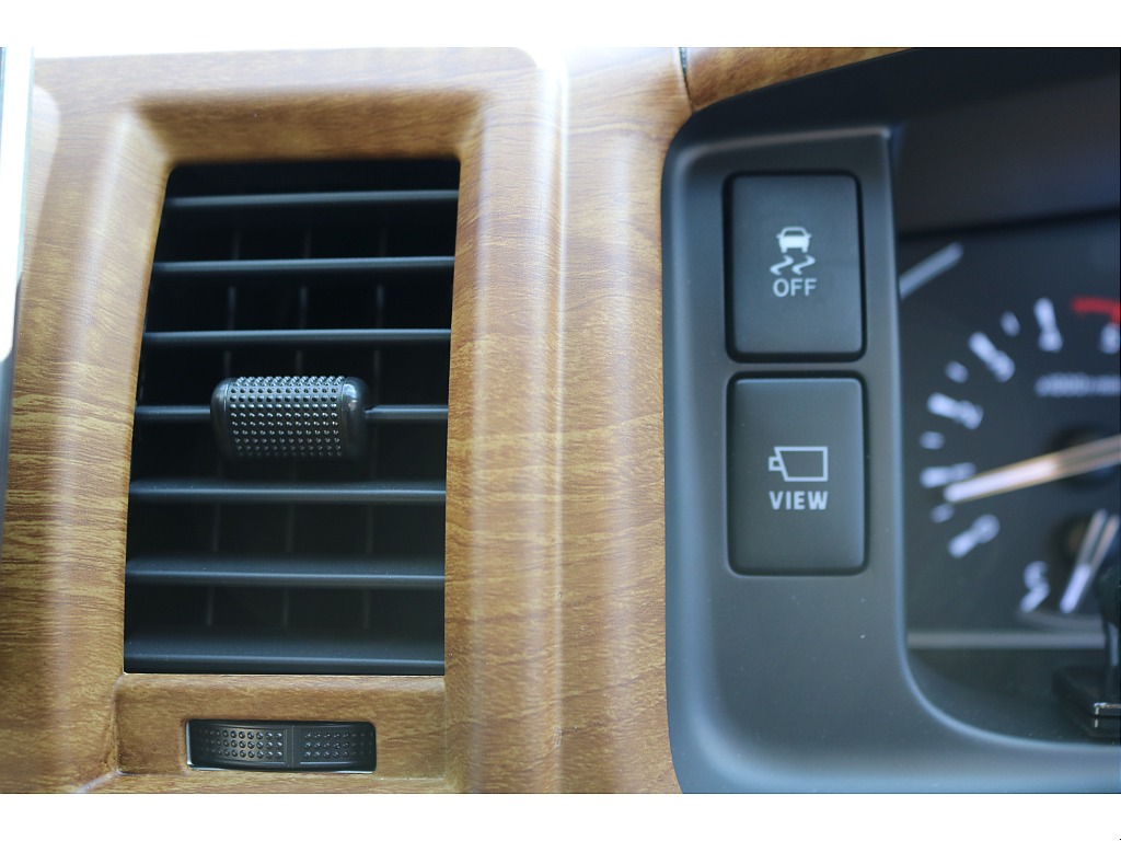 【R7年式/ベージュ/ディーゼル2WD】★ブラックエディション施工一式★他＊＊全国ご納車OK