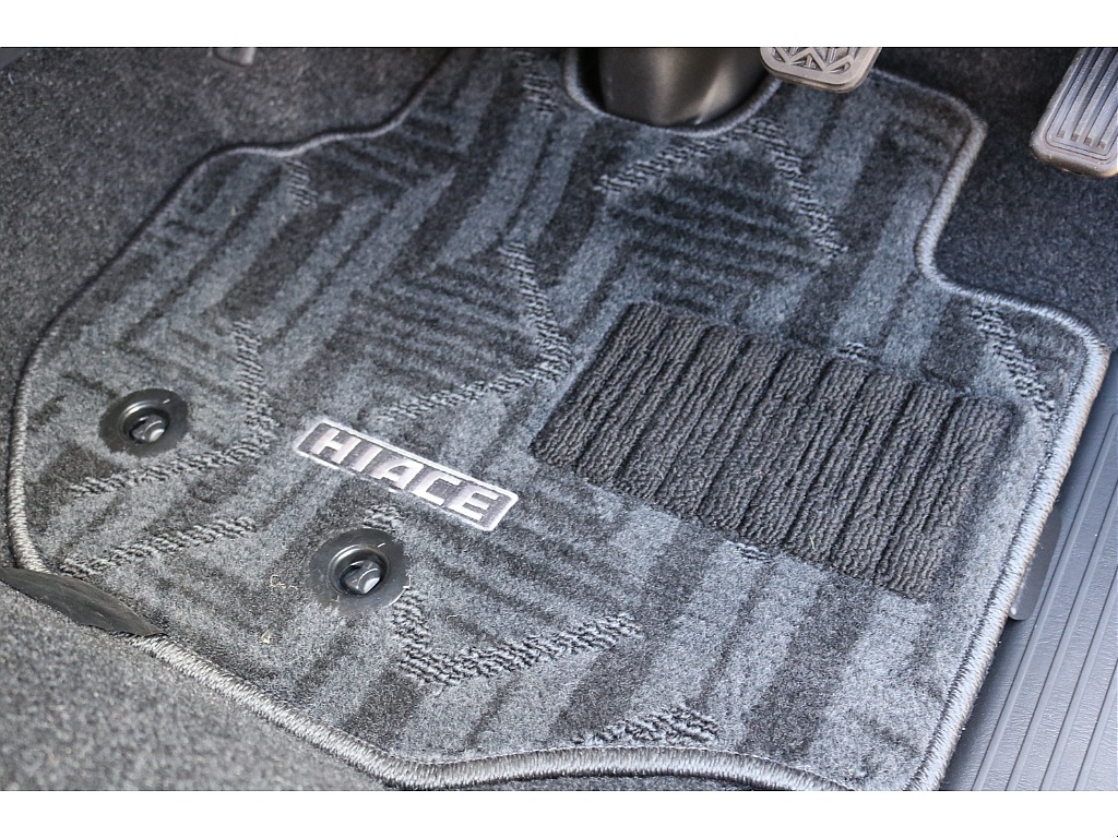 【R7年式/ベージュ/ディーゼル2WD】★ブラックエディション施工一式★他＊＊全国ご納車OK