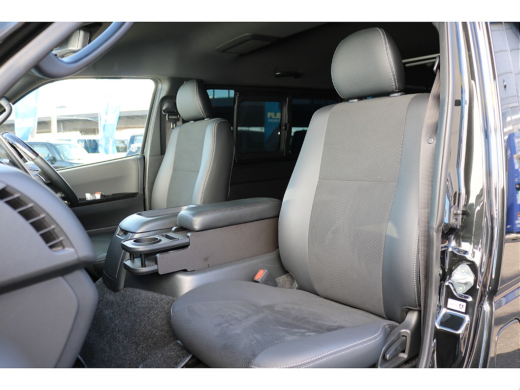 【R6年式/1ナンバー/ディーゼル2WD】☆大画面ナビ☆ローダウン☆ベッドキット全国ご納車OK～＊＊＊＊