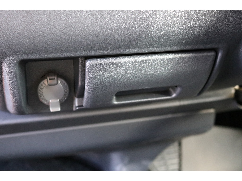 【R6年式/1ナンバー/ディーゼル2WD】☆大画面ナビ☆ローダウン☆ベッドキット全国ご納車OK～＊＊＊＊