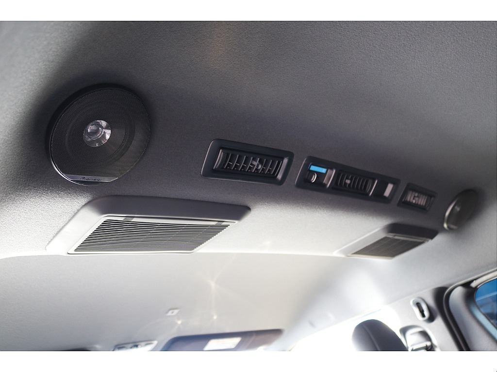 【R6年式/1ナンバー/ディーゼル2WD】☆大画面ナビ☆ローダウン☆ベッドキット全国ご納車OK～＊＊＊＊