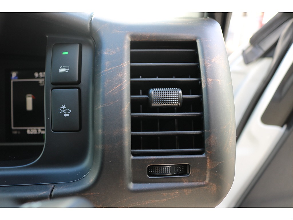 【R6年式/3ナンバー/ガソリン4WD】★内装架装NEWAS★フルセグナビ★ローダウン★他＊＊全国ご納車OK＊＊