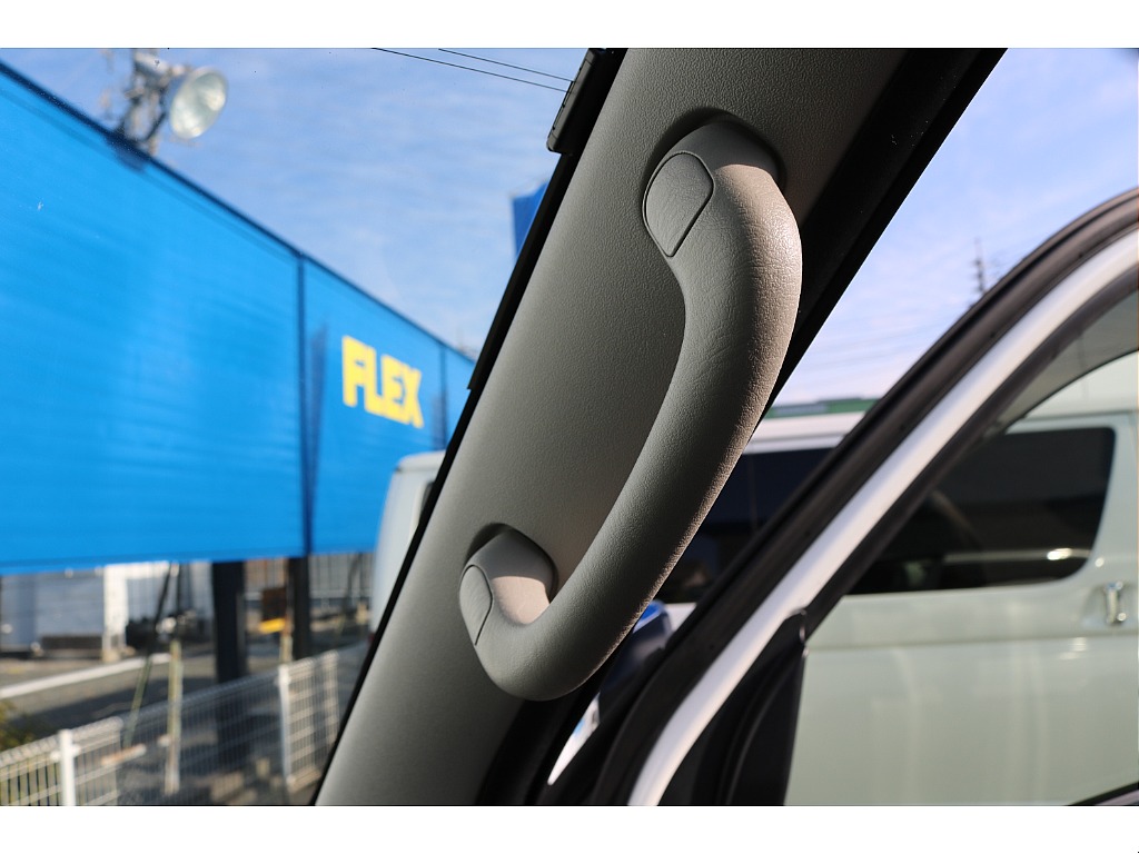 【R6年式/3ナンバー/ガソリン4WD】★内装架装NEWAS★フルセグナビ★ローダウン★他＊＊全国ご納車OK＊＊