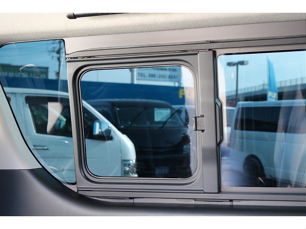 【R6年式/3ナンバー/ガソリン4WD】★内装架装NEWAS★フルセグナビ★ローダウン★他＊＊全国ご納車OK＊＊