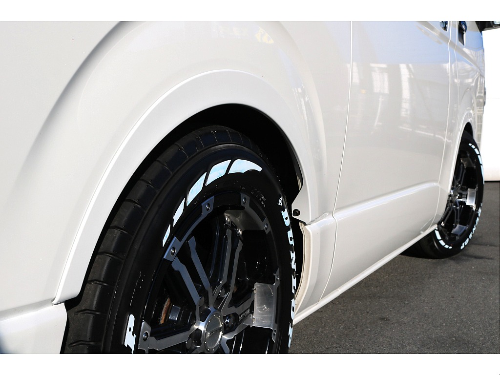 【R2年式/４ナンバー/ディーゼル2WD】★フルセグナビ★ローダウン★ベッドキット★他＊＊全国ご納車OK＊＊