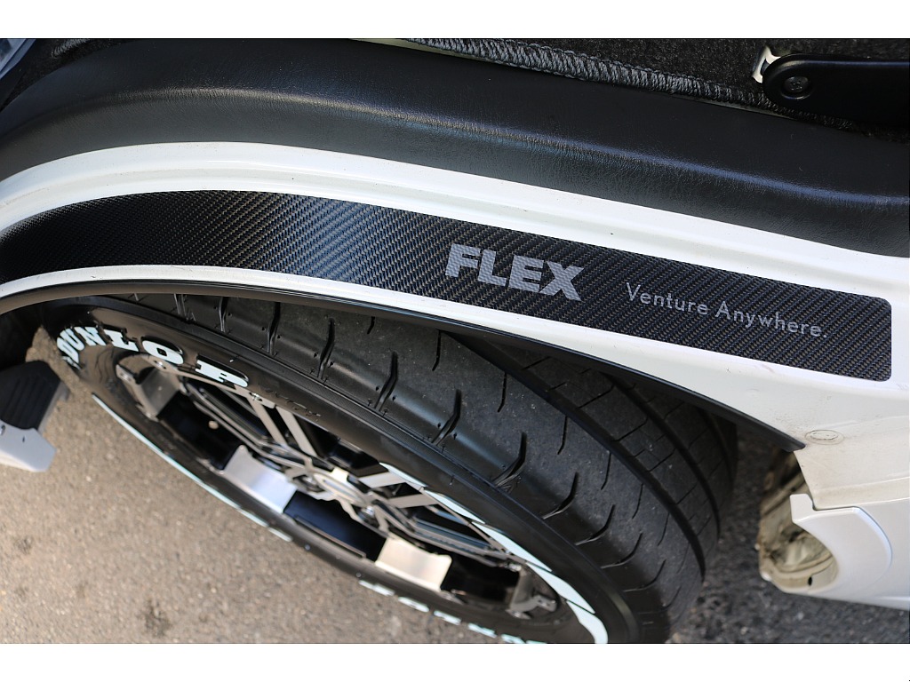 【R2年式/４ナンバー/ディーゼル2WD】★フルセグナビ★ローダウン★ベッドキット★他＊＊全国ご納車OK＊＊