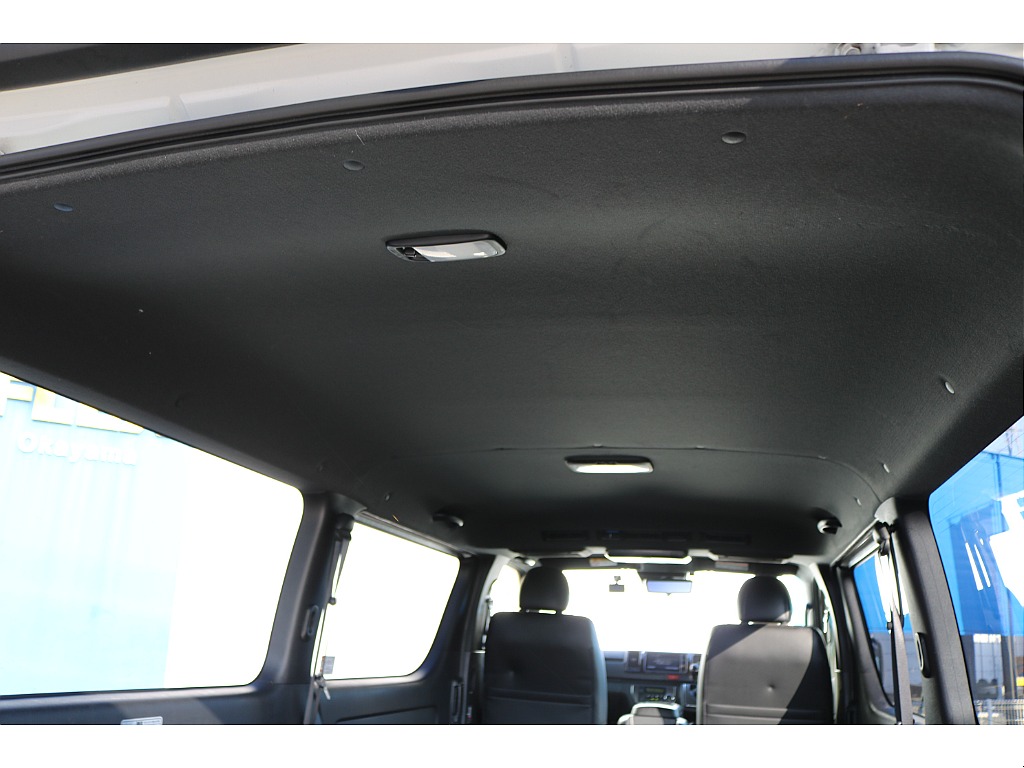 【R2年式/４ナンバー/ディーゼル2WD】★フルセグナビ★ローダウン★ベッドキット★他＊＊全国ご納車OK＊＊