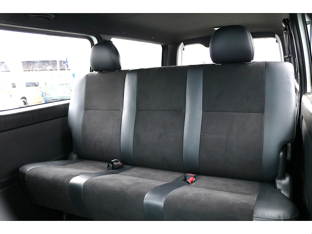 トヨタ ハイエースバン(29枚目)