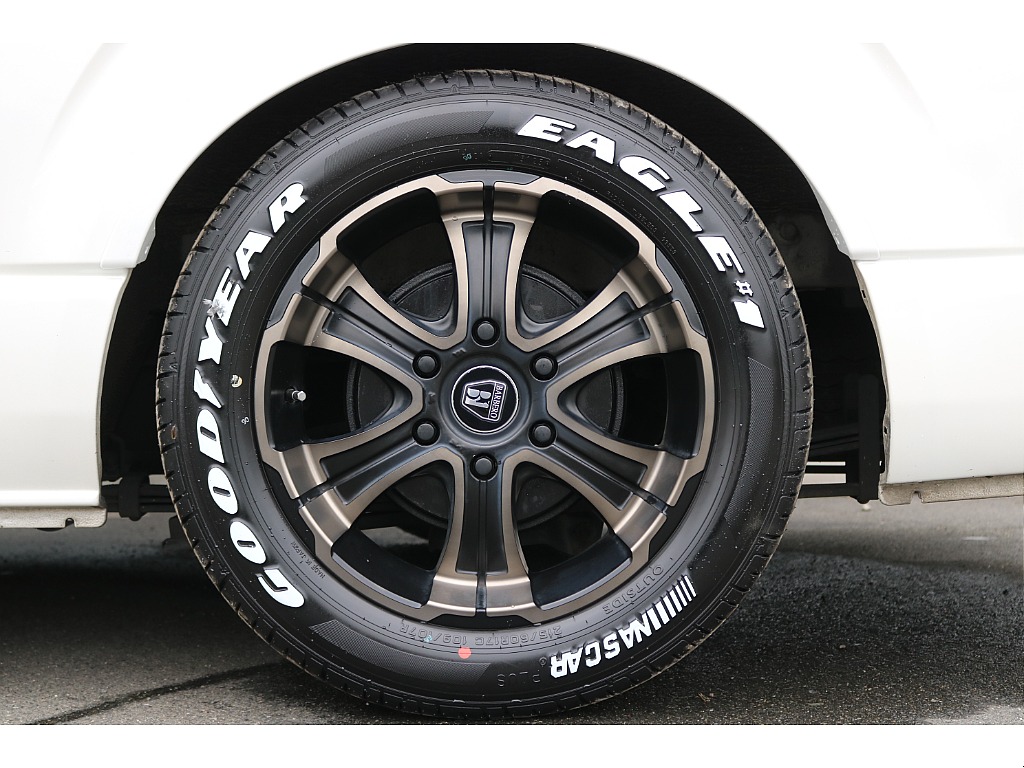 トヨタ ハイエースバン(60枚目)