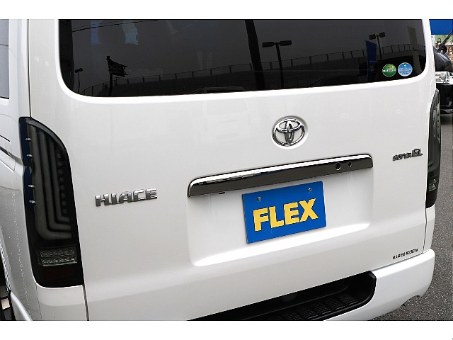 【R2年式/４ナンバー/ディーゼル2WD】★フルセグナビ★ローダウン★ベッドキット★他＊＊全国ご納車OK＊＊