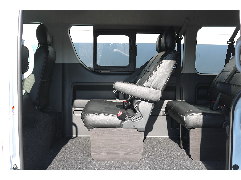 【新車/ワゴンGL/ガソリン2WD】ベッドマット★大画面ナビ★新作テール他★＊＊全国ご納車可能＊＊