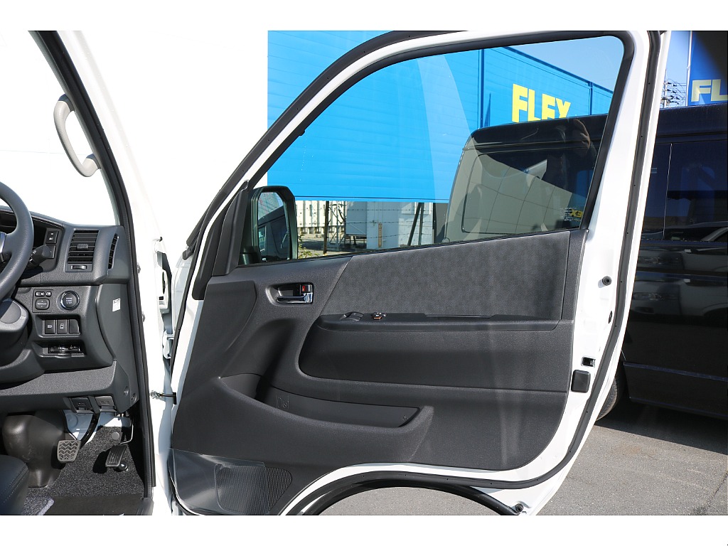 【新車/ワゴンGL/ガソリン2WD】ベッドマット★大画面ナビ★新作テール他★＊＊全国ご納車可能＊＊