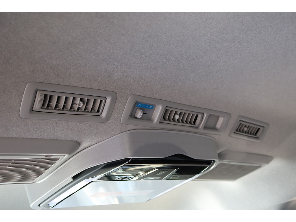 【新車/ワゴンGL/ガソリン2WD】ベッドマット★大画面ナビ★新作テール他★＊＊全国ご納車可能＊＊