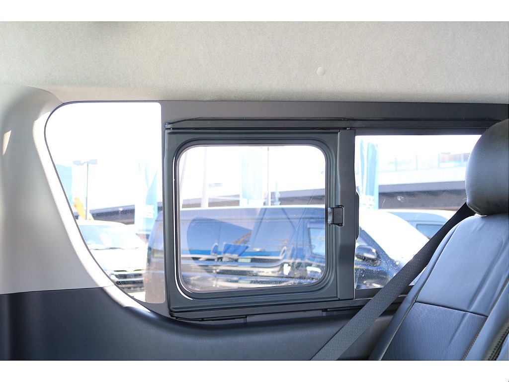 【新車/ワゴンGL/ガソリン2WD】ベッドマット★大画面ナビ★新作テール他★＊＊全国ご納車可能＊＊