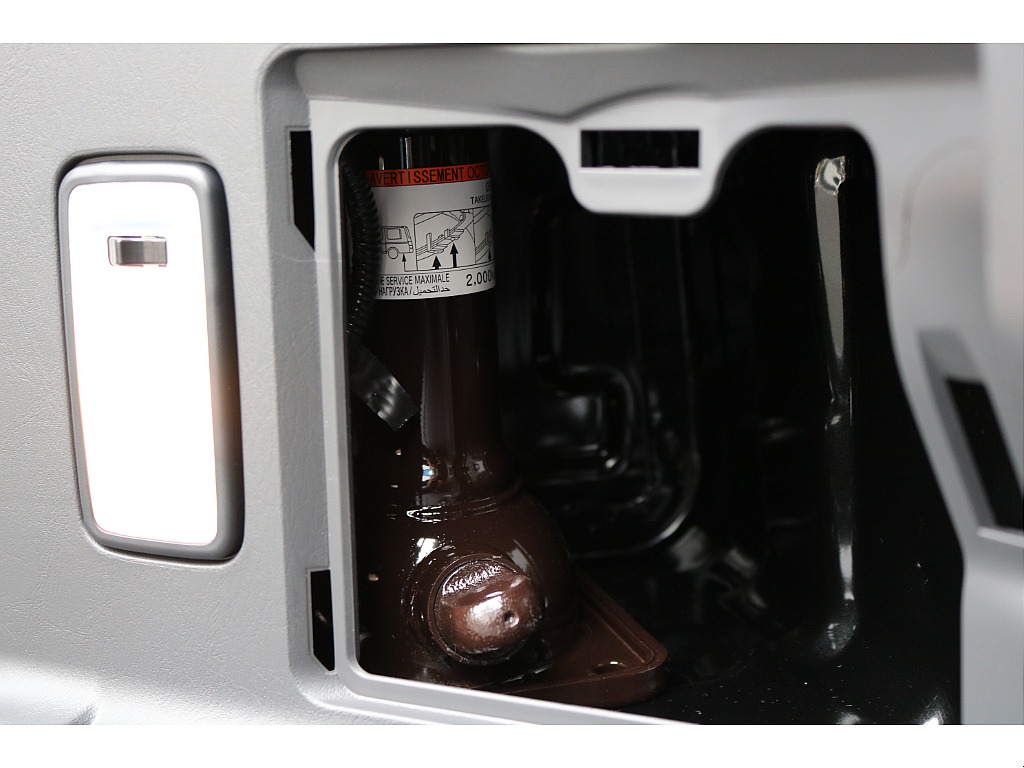 【新車/4ナンバー/ガソリン2WD】BIG-Xナビ★Type2ベッドキット★２インチダウン★FLEXコンプリート車両★＊＊全国納車OK＊＊